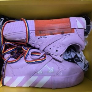 Lilac Sneakers with Rainbow Laces